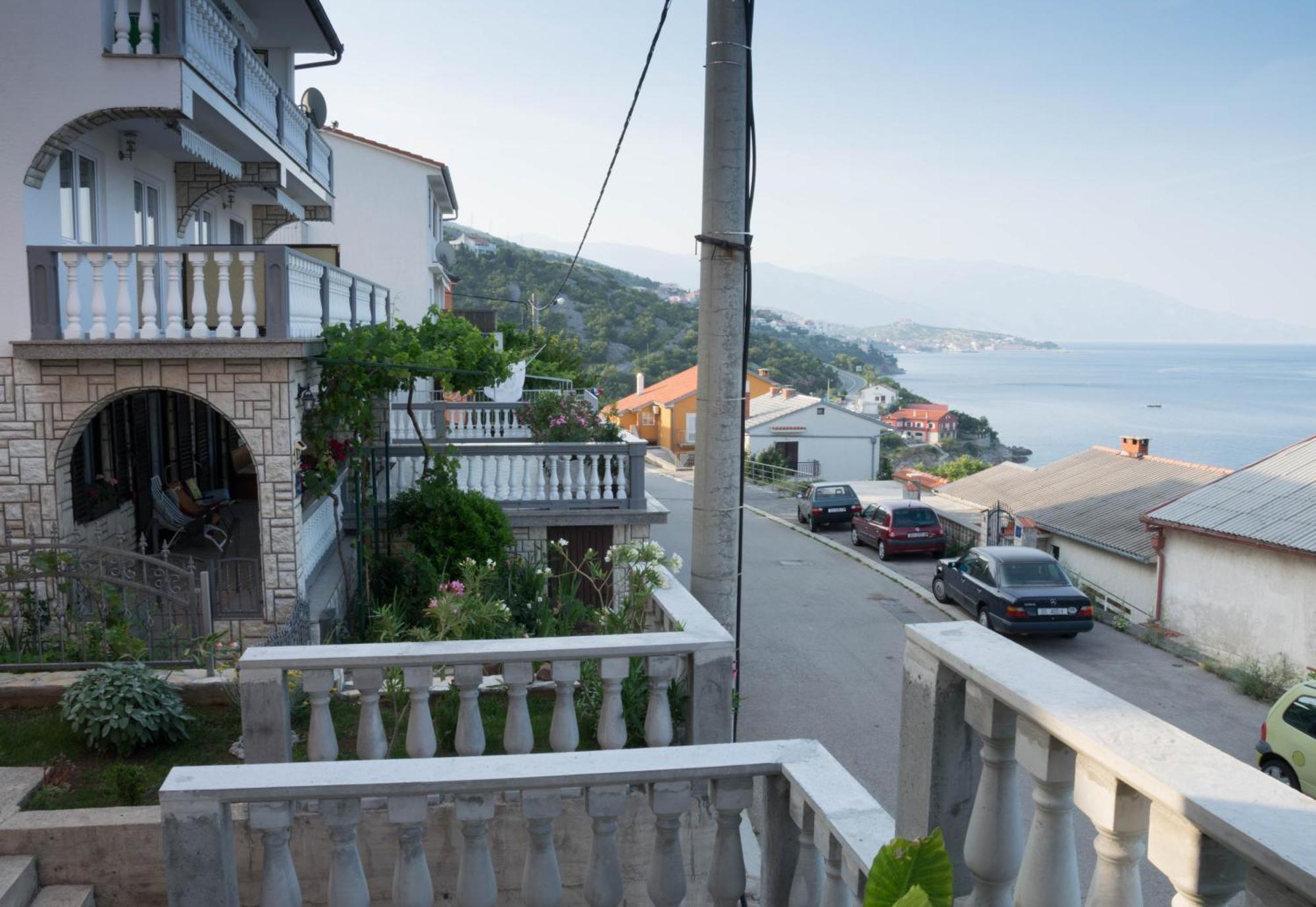 Apartments Mediterano Senj  Exteriér fotografie